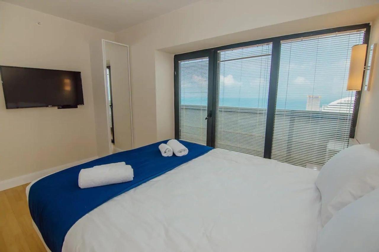 Orbi City Center Suite Batumi Ngoại thất bức ảnh