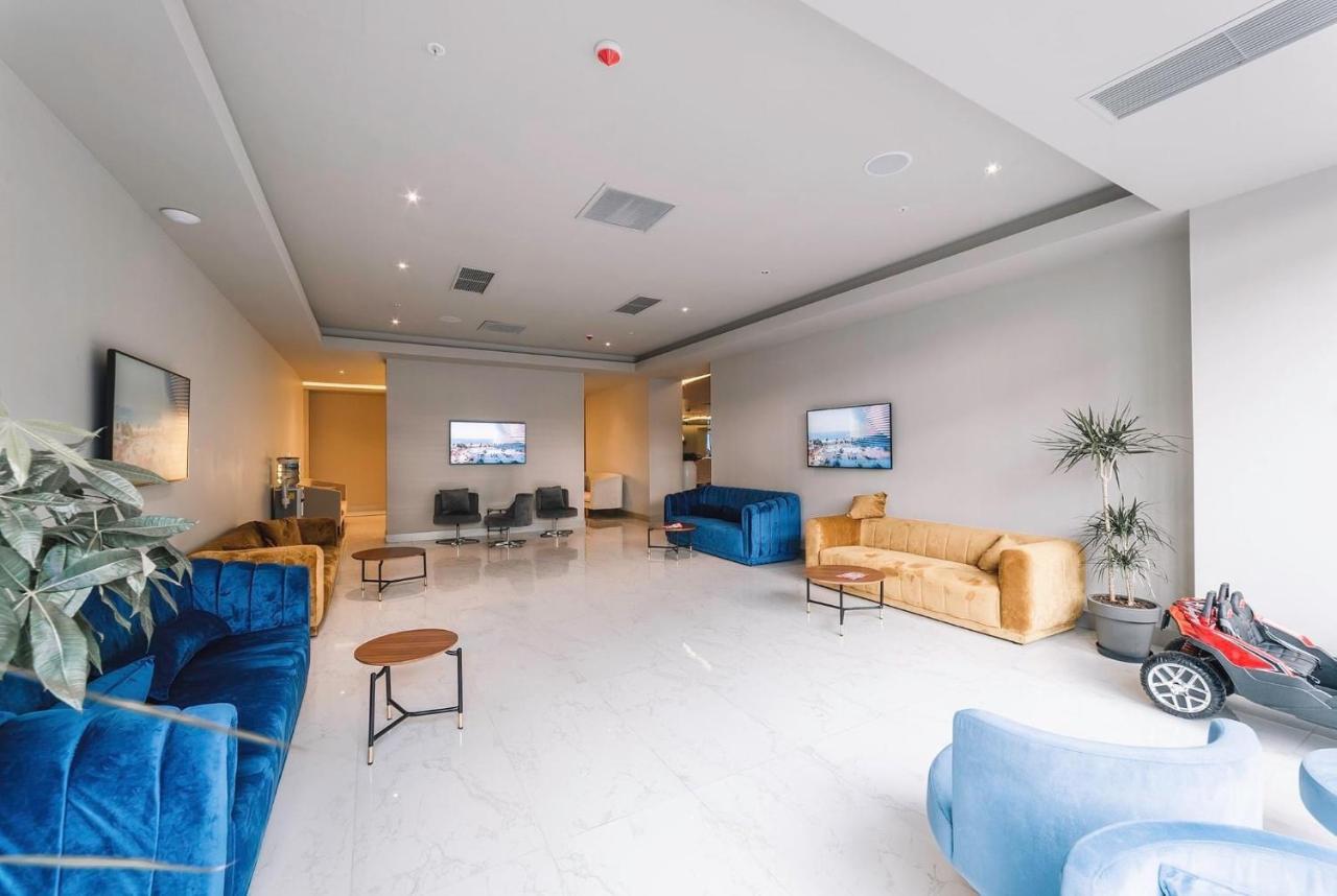 Orbi City Center Suite Batumi Ngoại thất bức ảnh