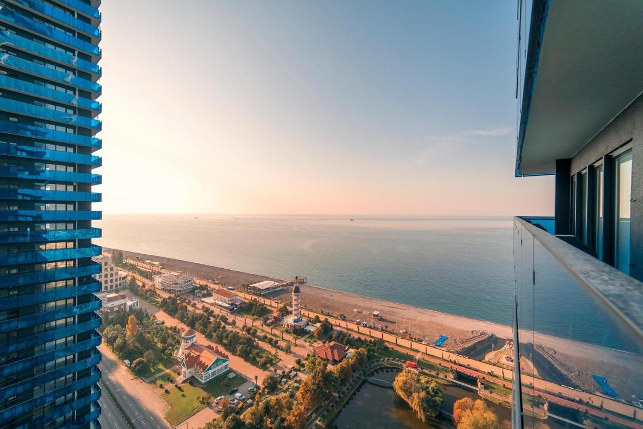 Orbi City Center Suite Batumi Ngoại thất bức ảnh