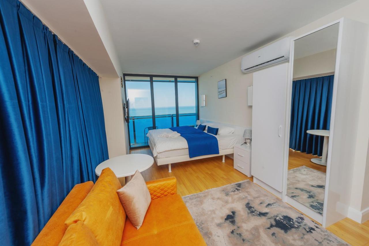 Orbi City Center Suite Batumi Ngoại thất bức ảnh