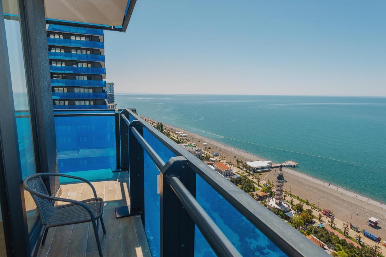 Orbi City Center Suite Batumi Ngoại thất bức ảnh